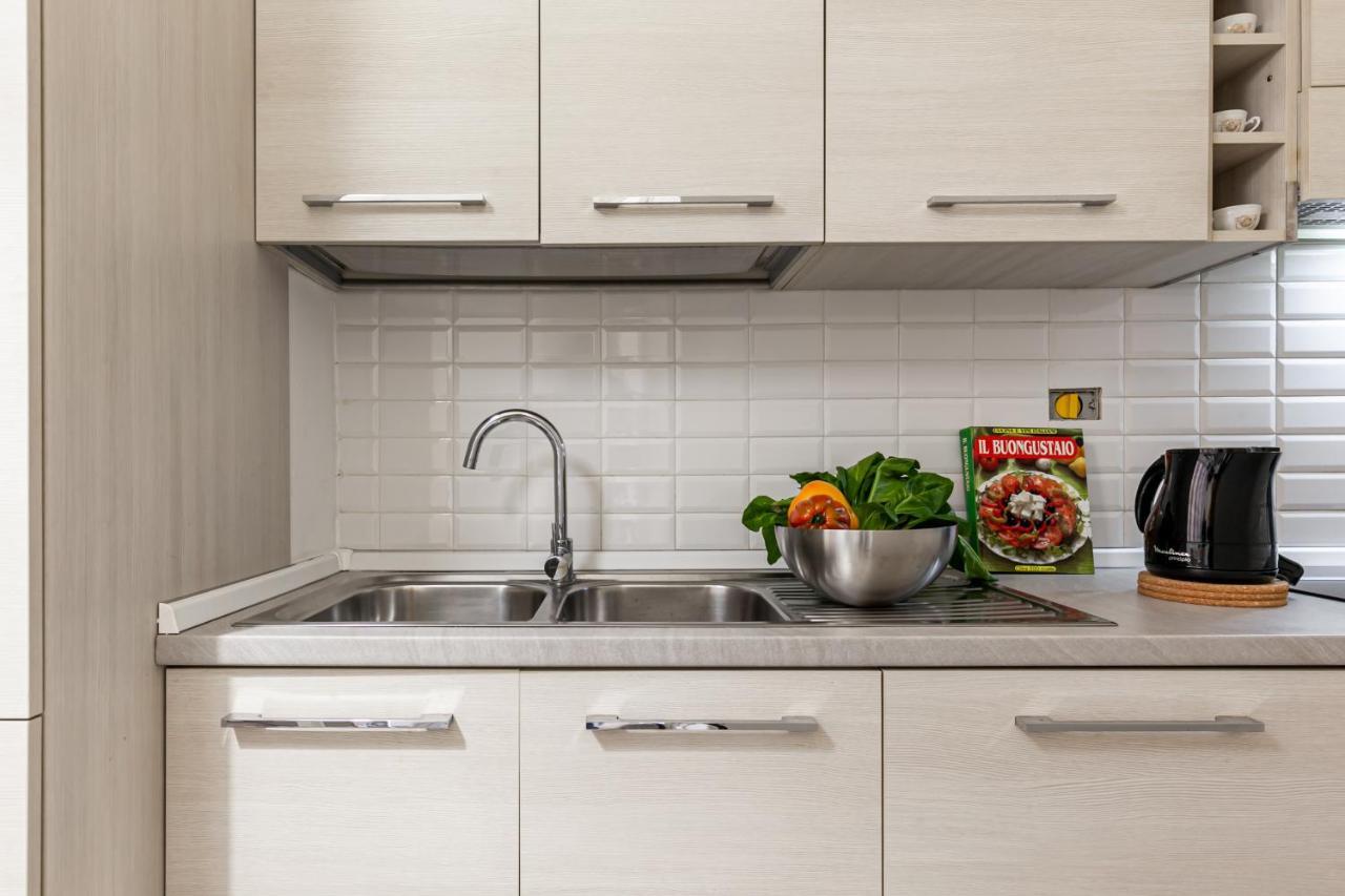 Lungarno Elegant Apartment With Panoramic Balcony بيزا المظهر الخارجي الصورة